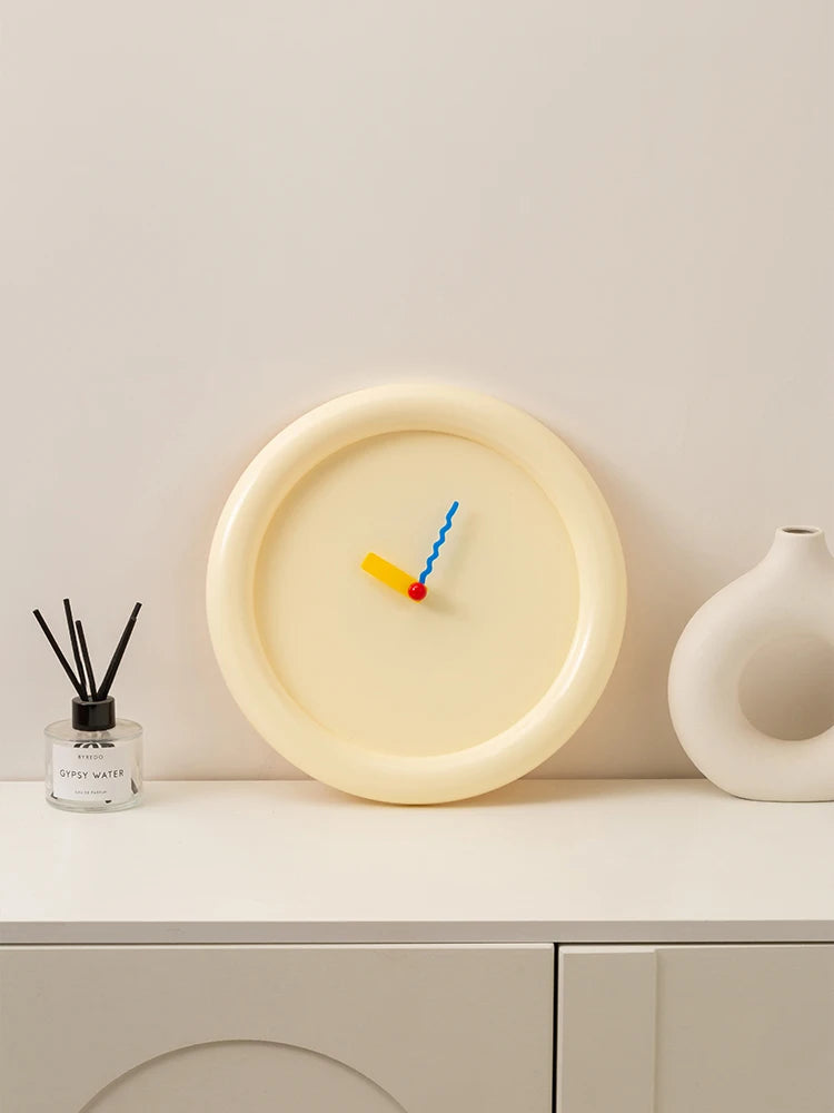 Horloge Murale Design Memphis Colorée | Style Rétro Artistique | 30cm Silencieuse