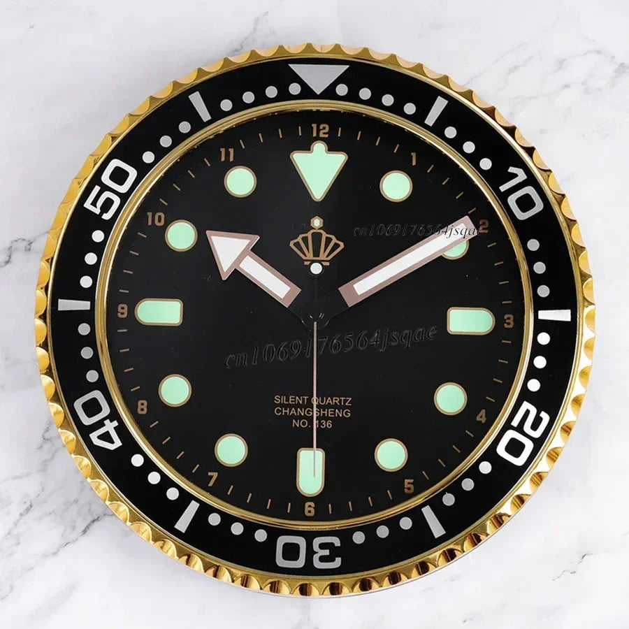 Horloge Murale Montre Luxe Lumineuse | Style Plongée Premium | 30cm Silencieuse
