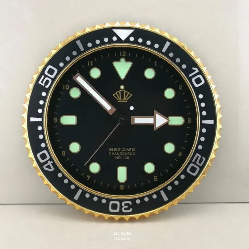 Horloge Murale Montre Luxe Lumineuse | Style Plongée Premium | 30cm Silencieuse