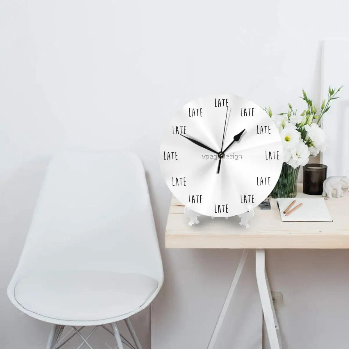 Horloge Murale Always Late | Décoration Humoristique | Design Minimaliste Original