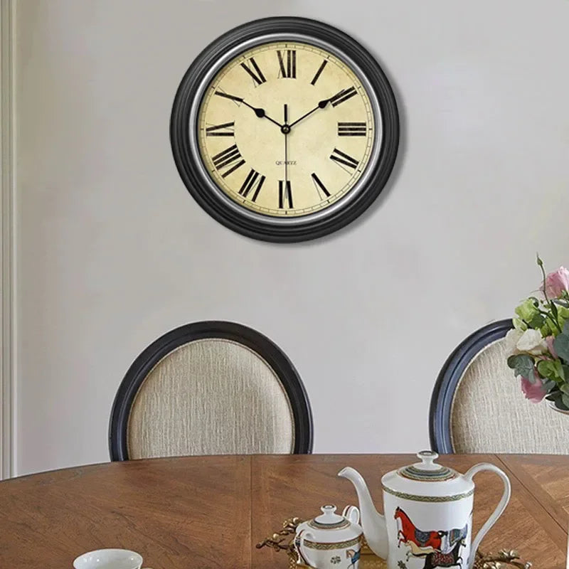 Horloge Vintage Européen | Chiffres Romains Relief | 1 Styles