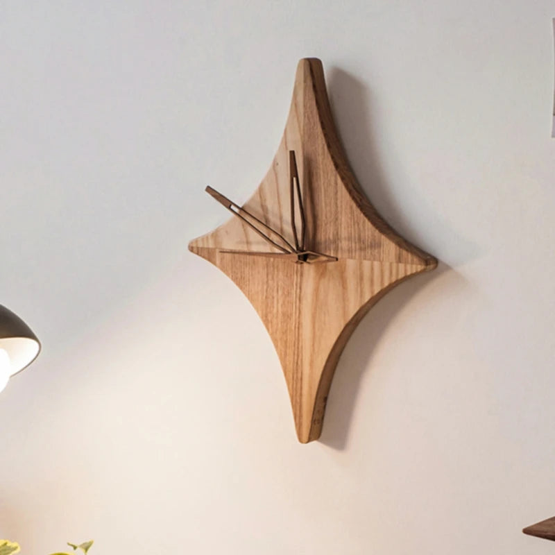 Horloge Sculpture Étoile Bois | Design Géométrique | Silencieuse
